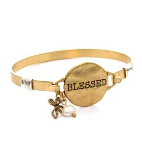 Womens Ladies Goldtone BLESSED Pearl Cross Charm Slim Fashion Oval Bracelet - Picture 1 of 2